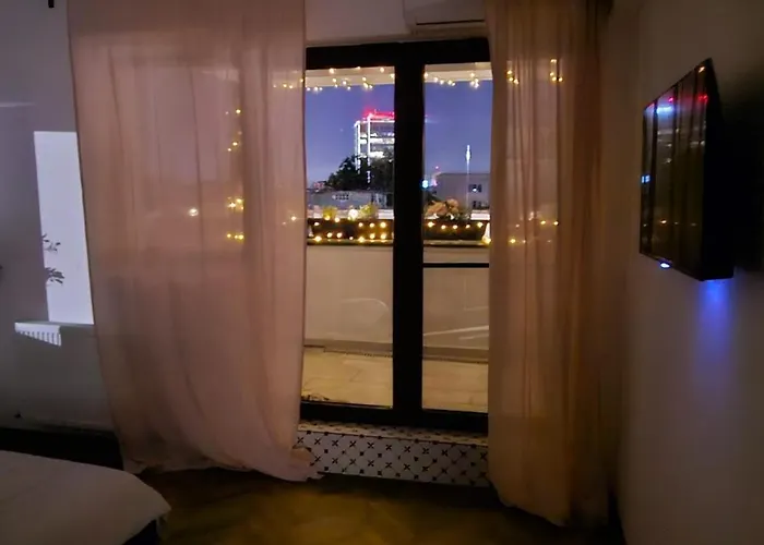 Downtown Terrace Nest Victoriei Gara De Nord Апартаменти